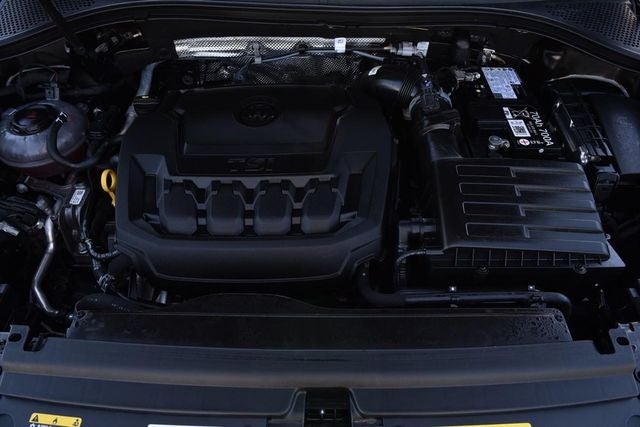 2024 Volkswagen Tiguan 2.0T Wolfsburg Edition