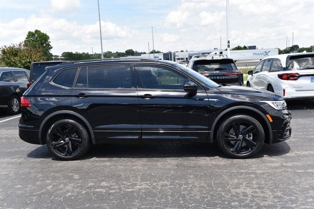 2023 Volkswagen Tiguan 2.0T SE R-Line Black
