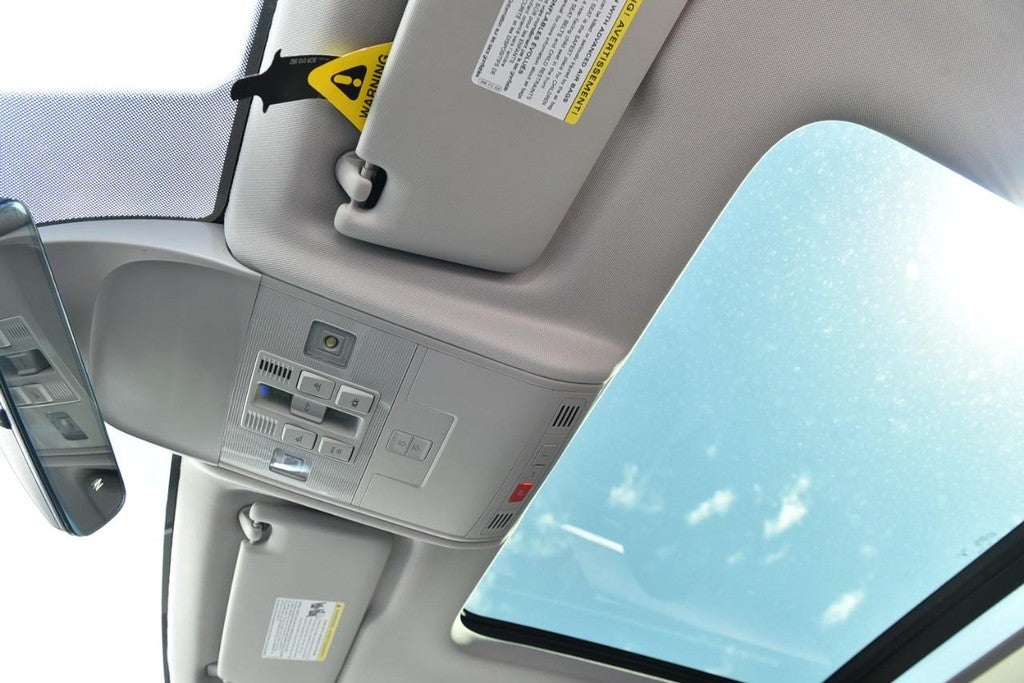 2026 Volkswagen Taos SE FWD