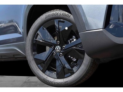 2026 Volkswagen Taos SE FWD