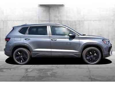 2026 Volkswagen Taos SE FWD