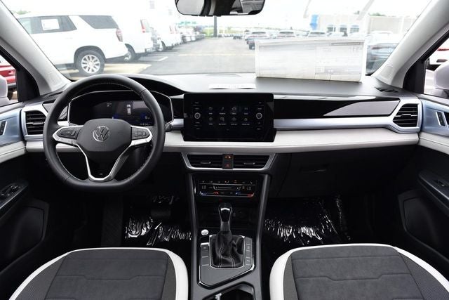 2026 Volkswagen Taos 1.5T SE