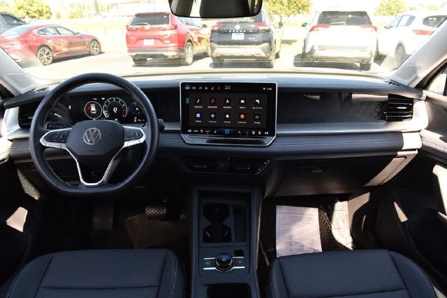 2025 Volkswagen Tiguan 2.0T SE
