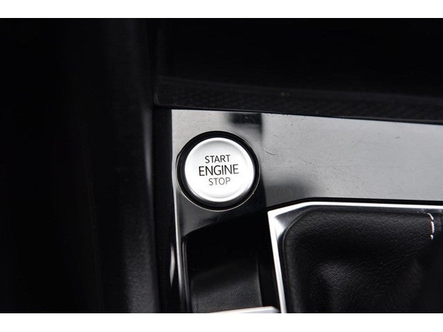 2023 Volkswagen Taos SE FWD