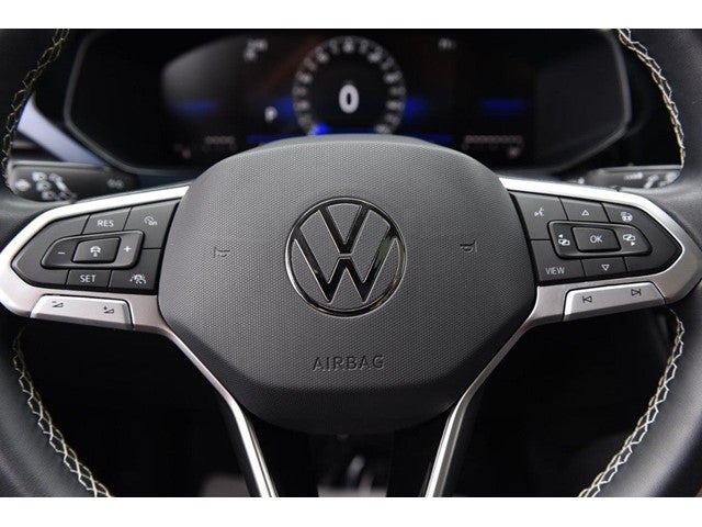 2023 Volkswagen Taos SE FWD