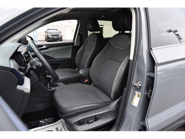 2023 Volkswagen Taos SE FWD