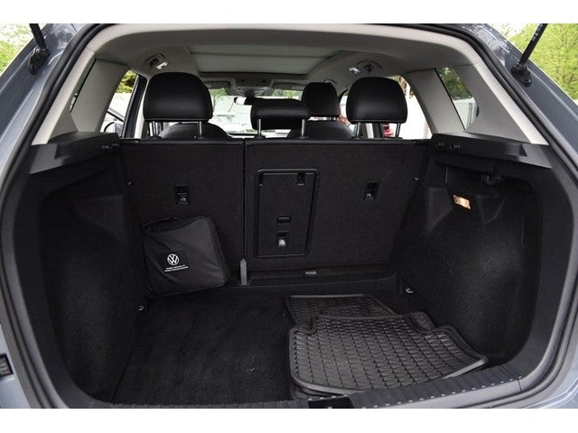 2023 Volkswagen Taos SE FWD