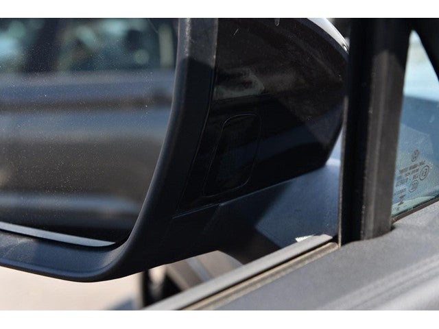 2025 Volkswagen Tiguan SE R-Line Black