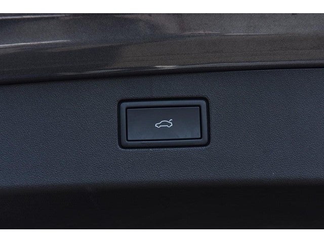 2025 Volkswagen Tiguan SE R-Line Black