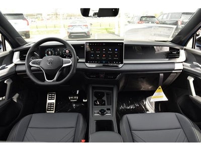 2026 Volkswagen Tiguan 2.0T SE R-Line Black