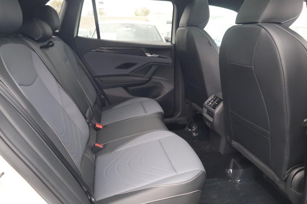 2026 Volkswagen Tiguan 2.0T SE R-Line Black 4MOTION