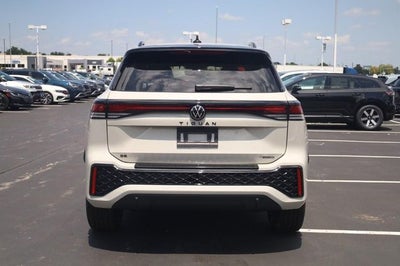 2026 Volkswagen Tiguan 2.0T SE R-Line Black