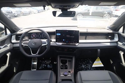 2026 Volkswagen Tiguan 2.0T SE R-Line Black