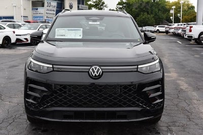 2026 Volkswagen Tiguan 2.0T SE R-Line Black
