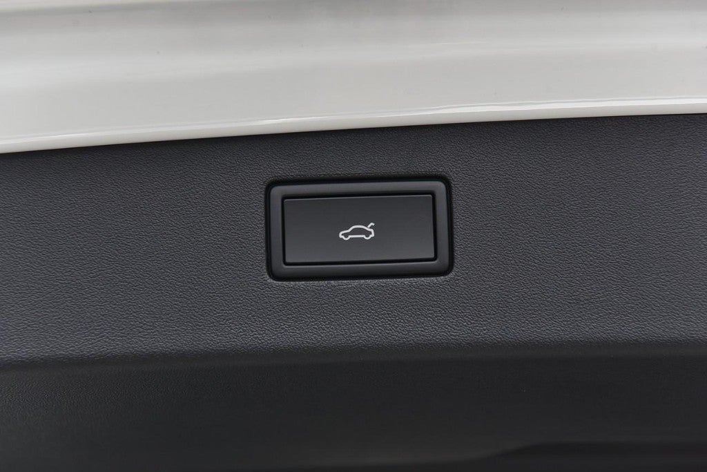 2026 Volkswagen Tiguan 2.0T SE R-Line Black 4MOTION