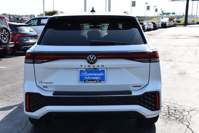 2026 Volkswagen Tiguan 2.0T SE R-Line Black