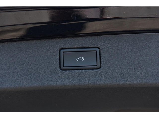 2026 Volkswagen Tiguan 2.0T SE R-Line Black 4MOTION