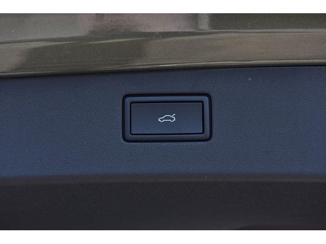 2026 Volkswagen Tiguan 2.0T SE R-Line Black 4MOTION