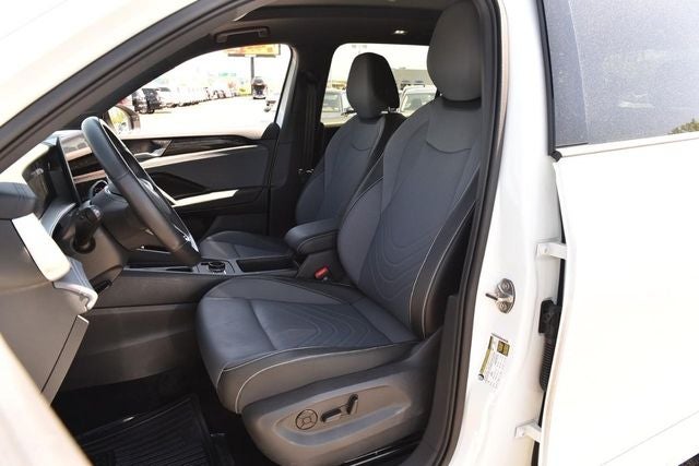 2025 Volkswagen Tiguan 2.0T SE R-Line Black 4MOTION