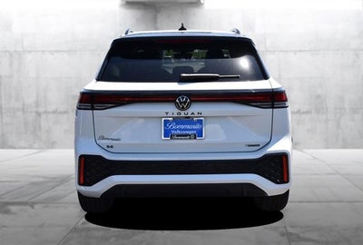 2026 Volkswagen Tiguan 2.0T SE R-Line Black