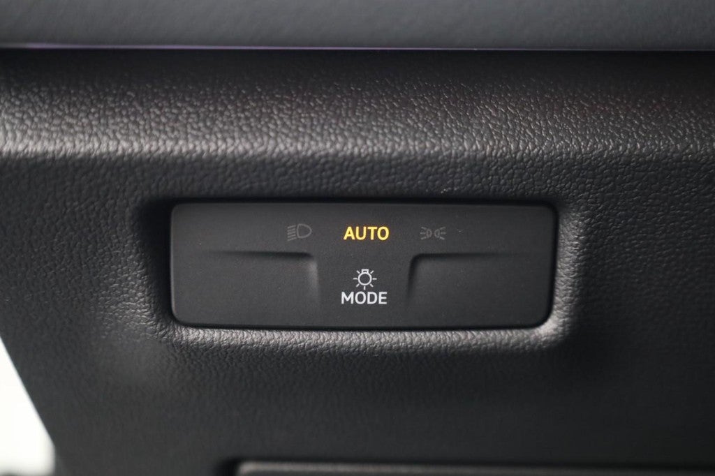 2026 Volkswagen Tiguan 2.0T SE R-Line Black FWD