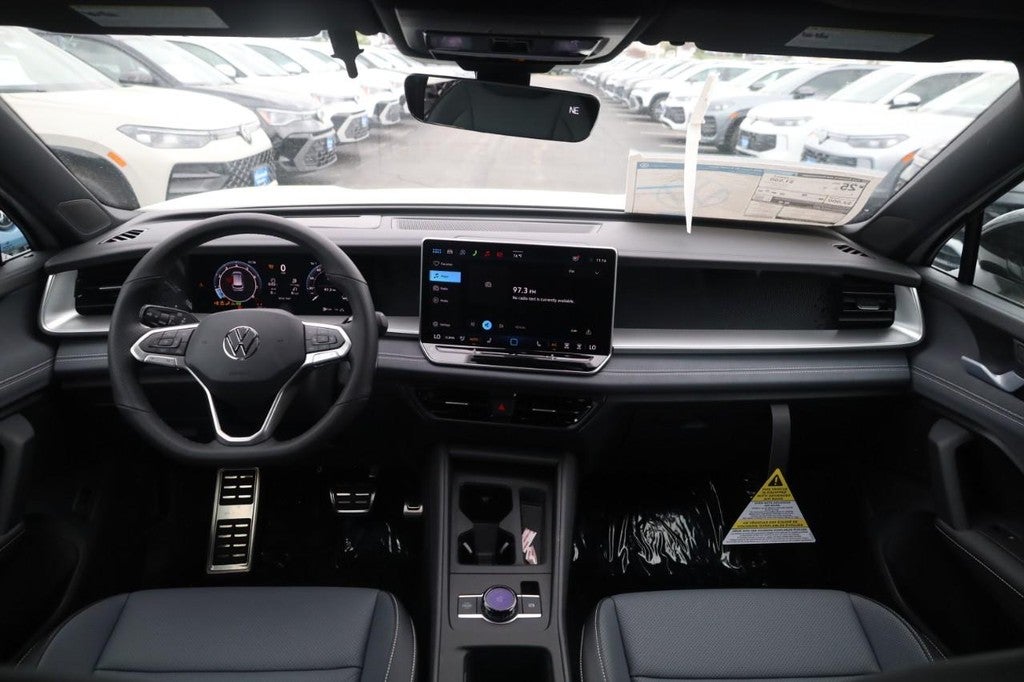 2026 Volkswagen Tiguan 2.0T SE R-Line Black FWD