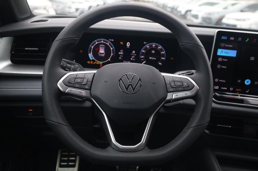 2026 Volkswagen Tiguan 2.0T SE R-Line Black FWD