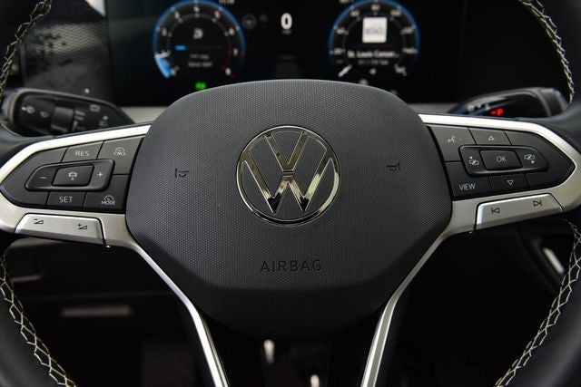 2025 Volkswagen Tiguan 2.0T SE