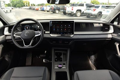 2025 Volkswagen Tiguan 2.0T SE