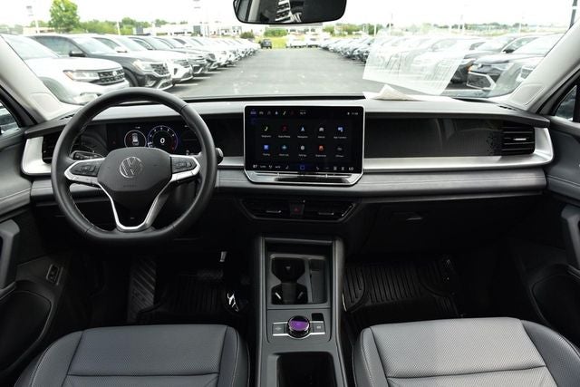 2025 Volkswagen Tiguan 2.0T SE