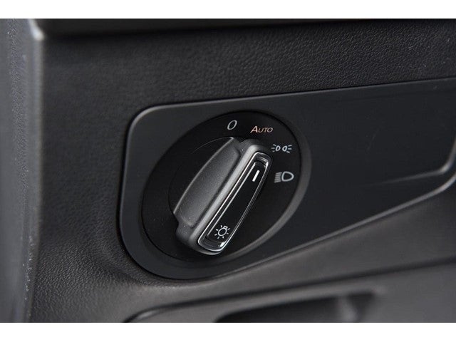 2023 Volkswagen Tiguan 2.0T SE FWD