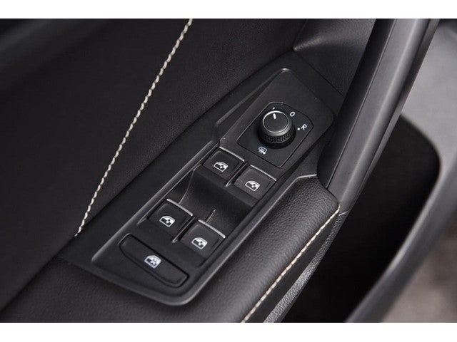 2023 Volkswagen Tiguan 2.0T SE FWD