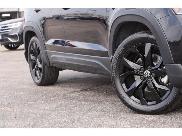 2023 Volkswagen Taos SE