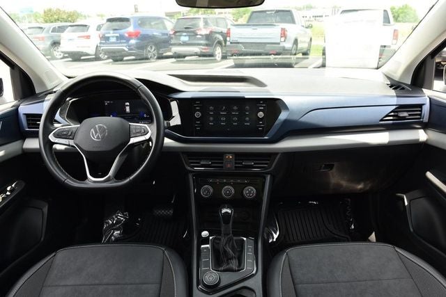 2023 Volkswagen Taos 1.5T SE