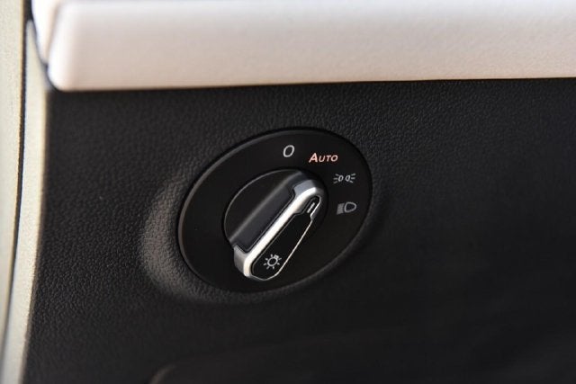 2027 Volkswagen Taos 1.5T SE