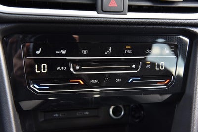 2026 Volkswagen Taos SE 4MOTION