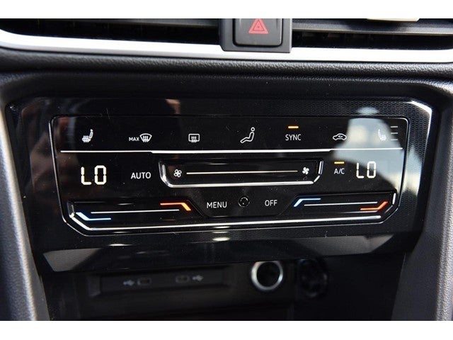 2026 Volkswagen Taos SE 4MOTION