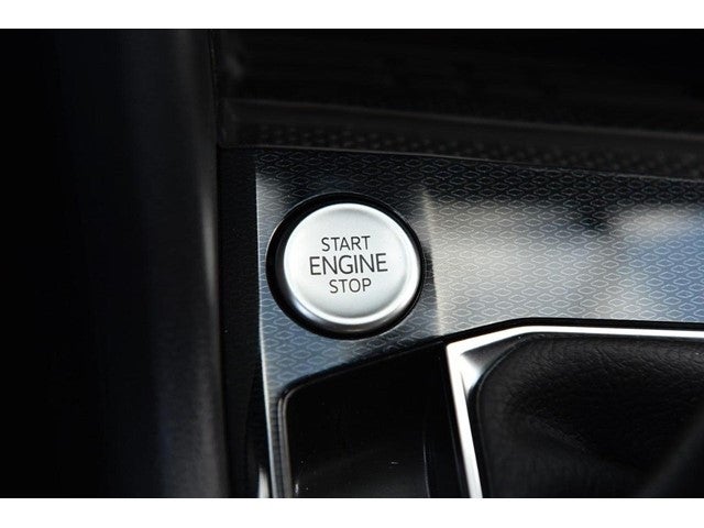 2026 Volkswagen Taos SE 4MOTION