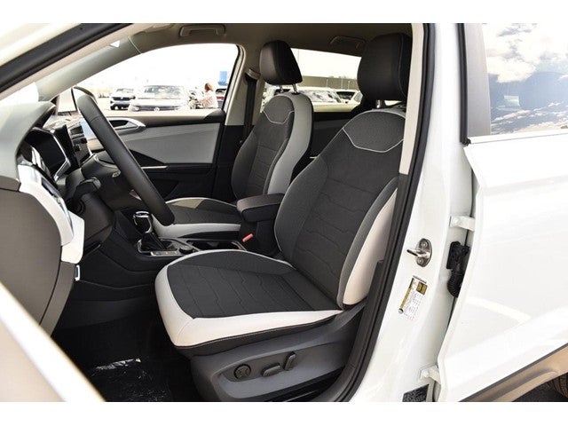 2026 Volkswagen Taos SE 4MOTION