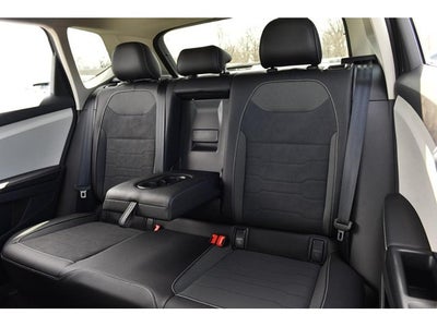 2026 Volkswagen Taos SE 4MOTION