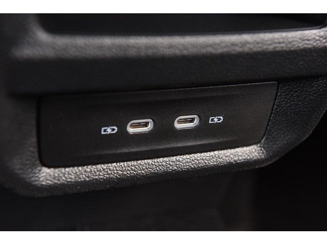 2026 Volkswagen Taos SE 4MOTION