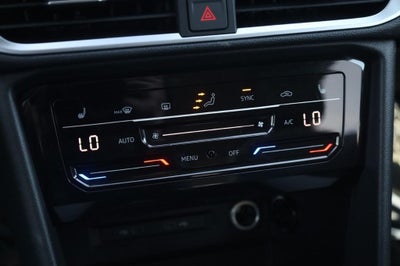 2026 Volkswagen Taos SE 4MOTION