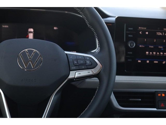 2026 Volkswagen Taos SE 4MOTION