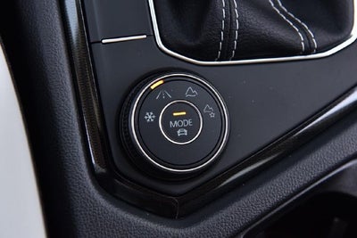 2027 Volkswagen Taos 1.5T SE