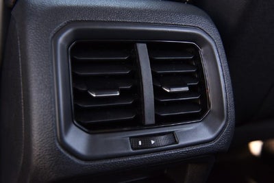 2027 Volkswagen Taos 1.5T SE