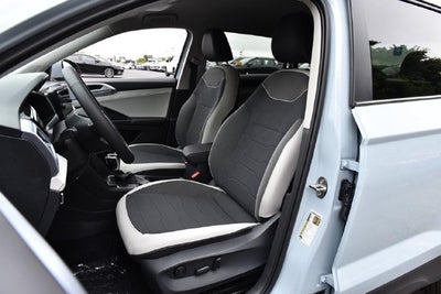 2027 Volkswagen Taos 1.5T SE