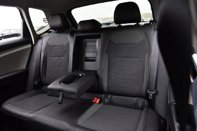 2027 Volkswagen Taos 1.5T SE