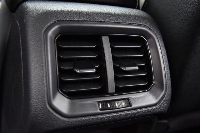 2027 Volkswagen Taos 1.5T SE
