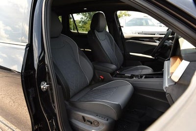 2026 Volkswagen Tiguan 2.0T SEL R-Line Turbo