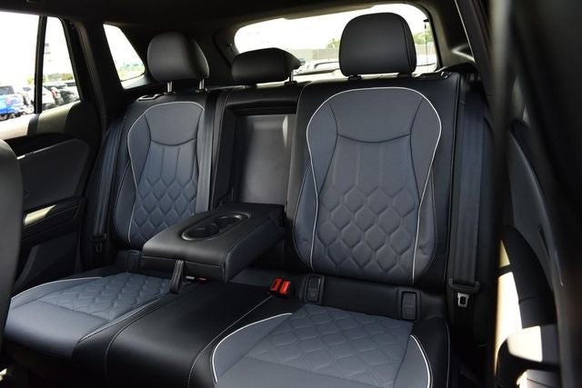 2026 Volkswagen Tiguan 2.0T SEL R-Line Turbo